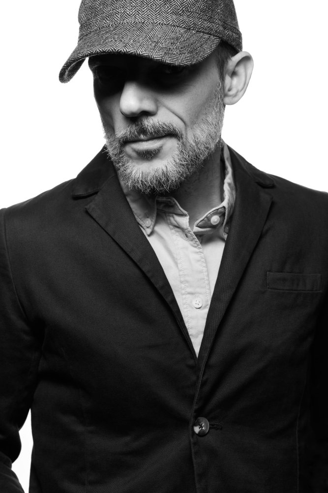 R6  6651-no-white-space